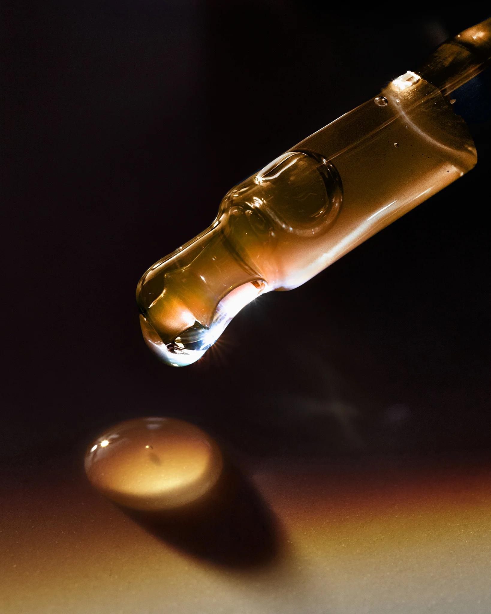 Age Recovery Facial Oil - Image 3